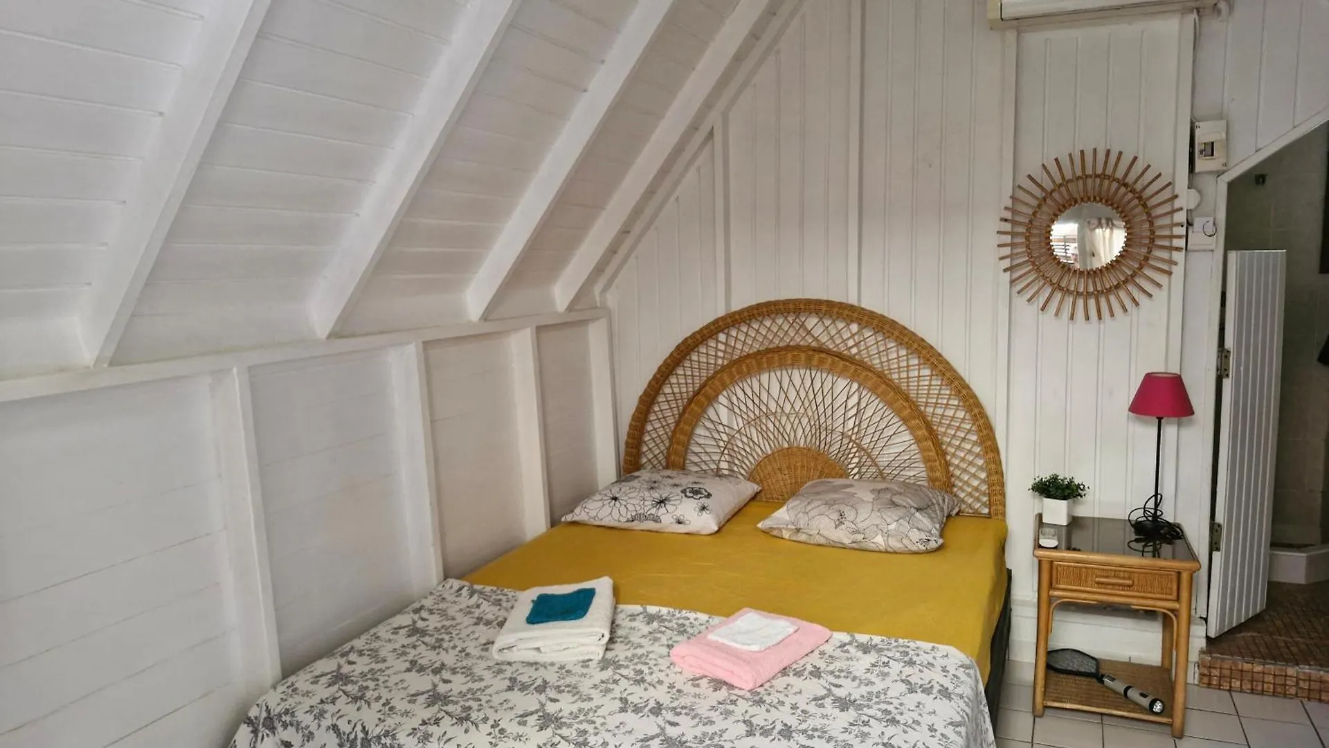 Apartment Petite Case Creole Avec Jardin Au Calme Marigot